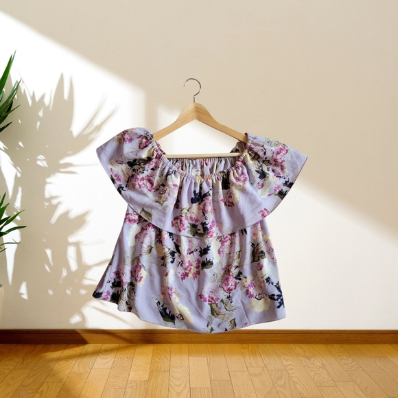Aritzia Wilfred Promener off-shoulder Blouse - Lilac/Floral, Size Small - Picture 4 of 13